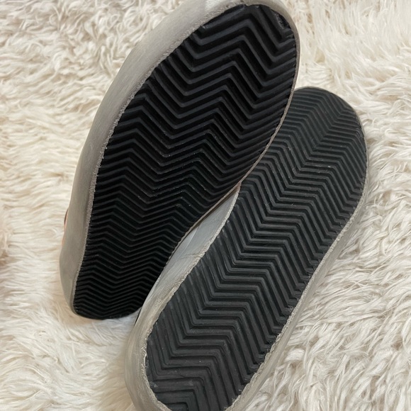 Golden Goose Superstar Sneakers - Picture 4 of 6